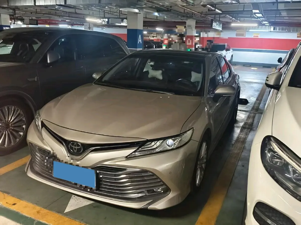 2019 Toyota Camry 2.5L 209HP L4 8AT,autocango,china used car exporter,china ev exporter,chinese used car exporter,chinese used ev exporter