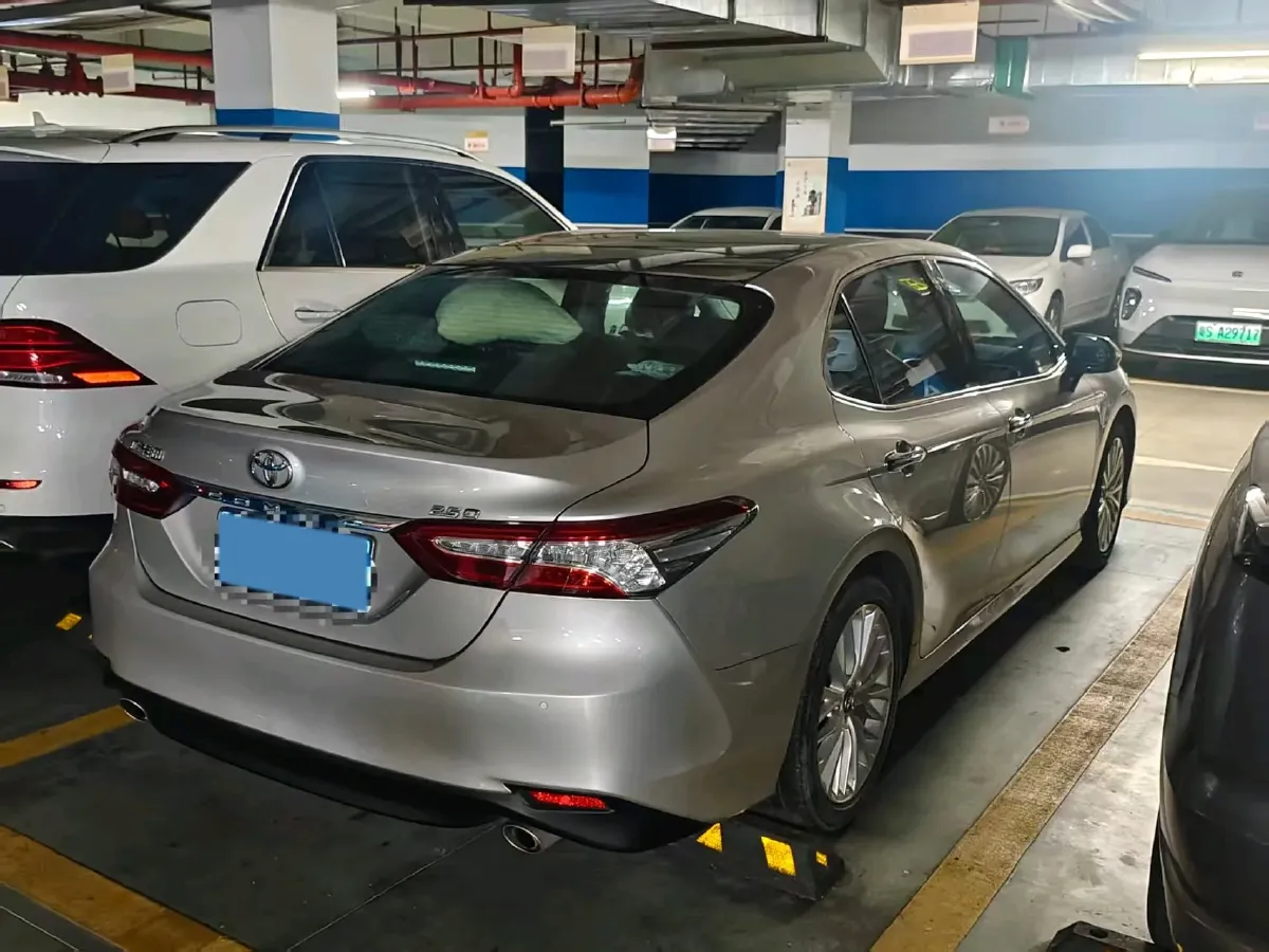 2019 Toyota Camry 2.5L 209HP L4 8AT,autocango,china used car exporter,china ev exporter,chinese used car exporter,chinese used ev exporter