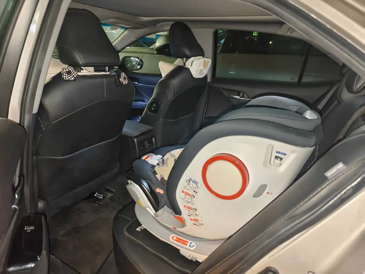 2019 Toyota Camry 2.5L 209HP L4 8AT,autocango,china used car exporter,china ev exporter,chinese used car exporter,chinese used ev exporter