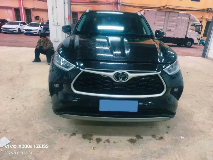2022 Toyota Highlander 2.0T 248HP L4 8AT,autocango,china used car exporter,china ev exporter,chinese used car exporter,chinese used ev exporter