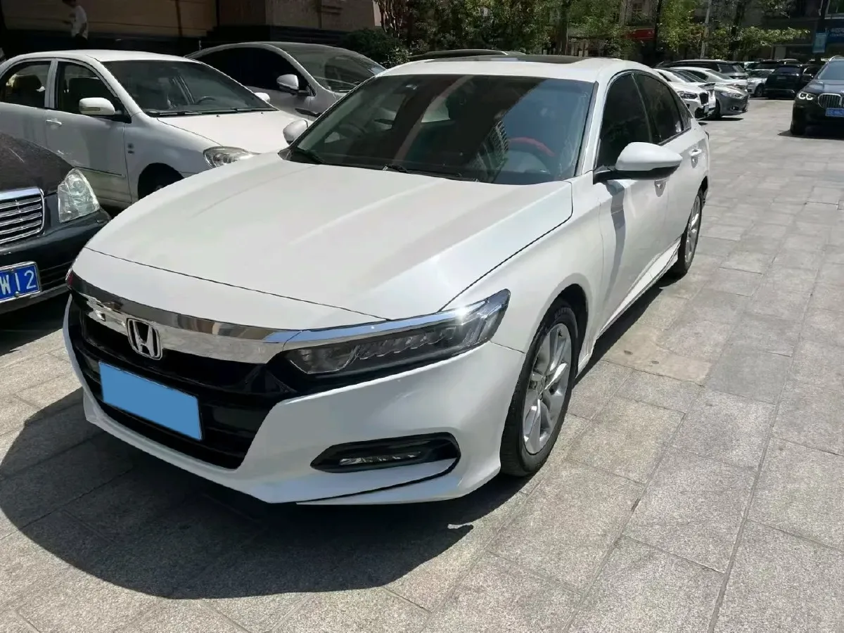 2018 Honda Accord 1.5T 194HP L4 CVT,autocango,china used car exporter,china ev exporter,chinese used car exporter,chinese used ev exporter