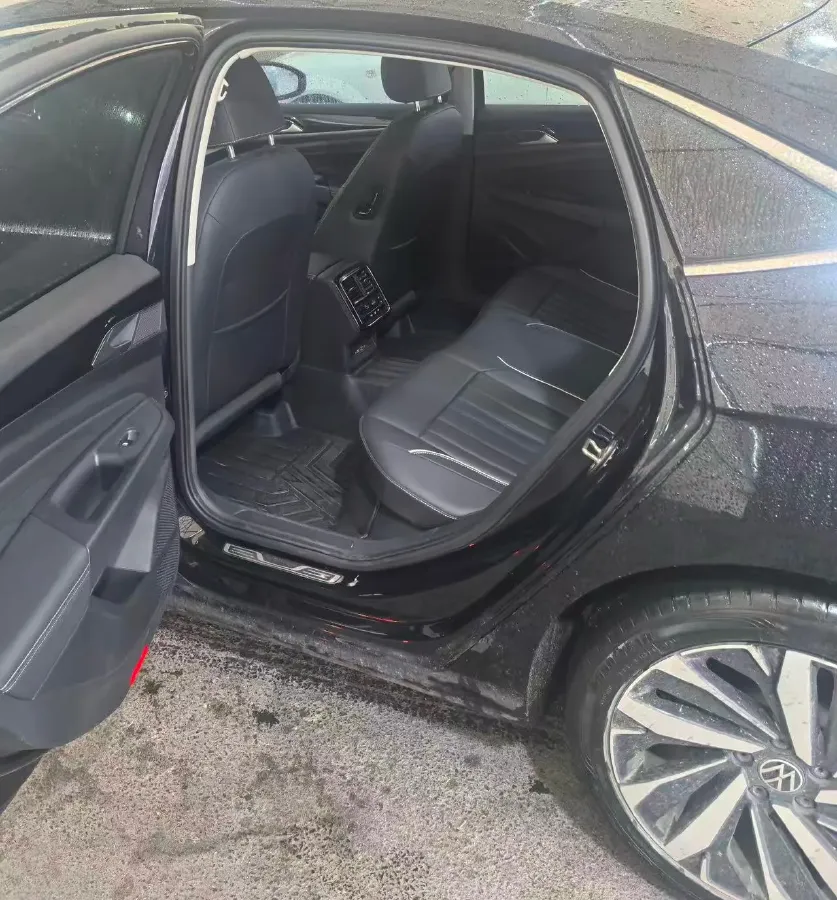 2022 Skoda Kodiak GT 2.0T 186HP L4 7DCT,autocango,china used car exporter,china ev exporter,chinese used car exporter,chinese used ev exporter