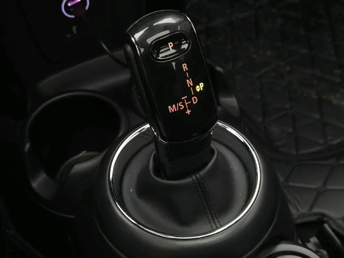 2018 ChangAn CS75 1.5T 156HP L4 PHEV 12.96KWH,autocango,china used car exporter,china ev exporter,chinese used car exporter,chinese used ev exporter