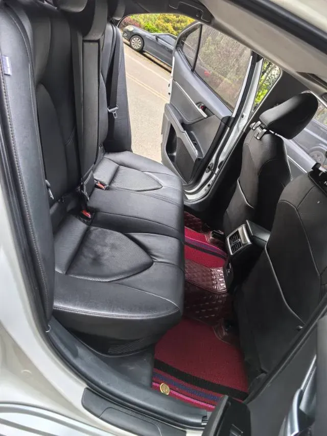 2021 Toyota Camry 2.5L 178HP L4 E-CVT Hybrid,autocango,china used car exporter,china ev exporter,chinese used car exporter,chinese used ev exporter