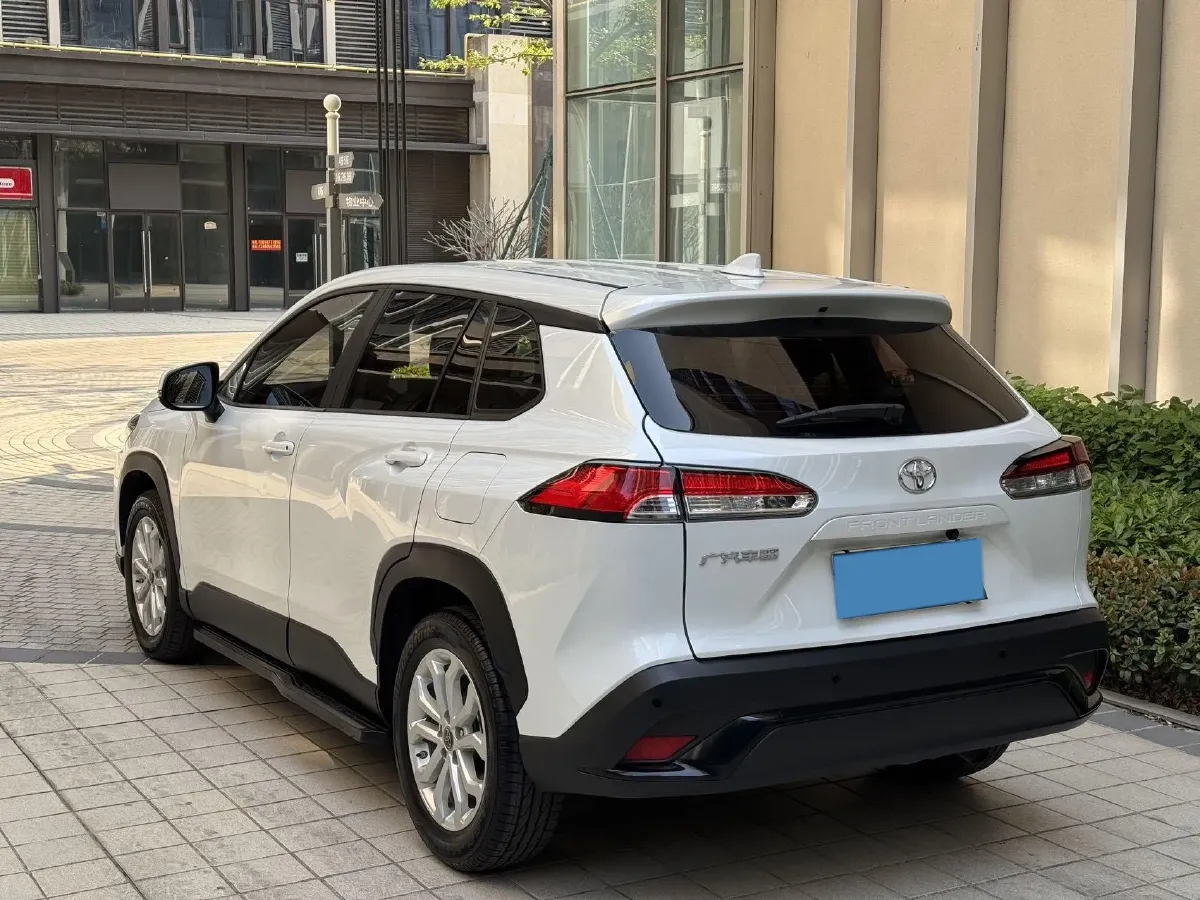 2022 Toyota Frontlander 2.0L 171HP L4 CVT,autocango,china used car exporter,china ev exporter,chinese used car exporter,chinese used ev exporter
