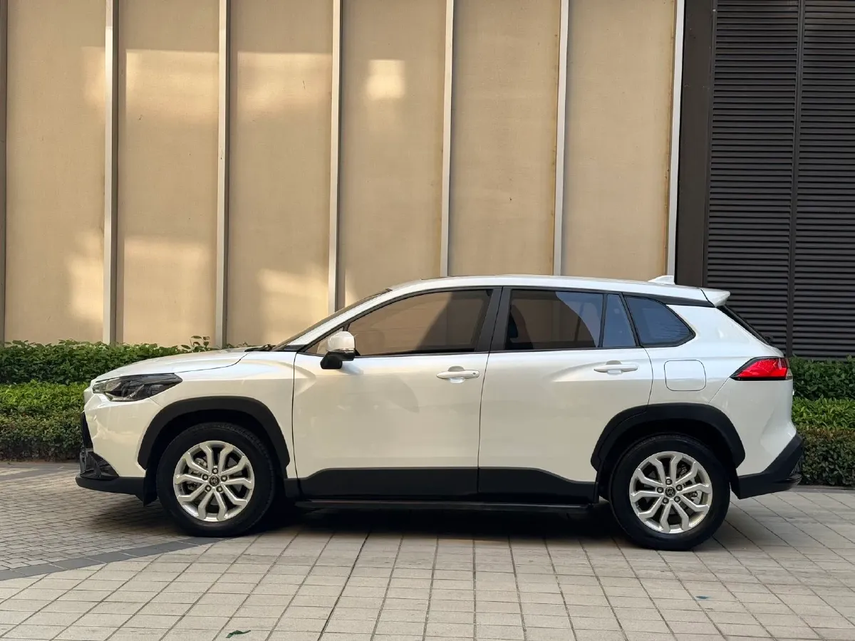 2022 Toyota Frontlander 2.0L 171HP L4 CVT,autocango,china used car exporter,china ev exporter,chinese used car exporter,chinese used ev exporter