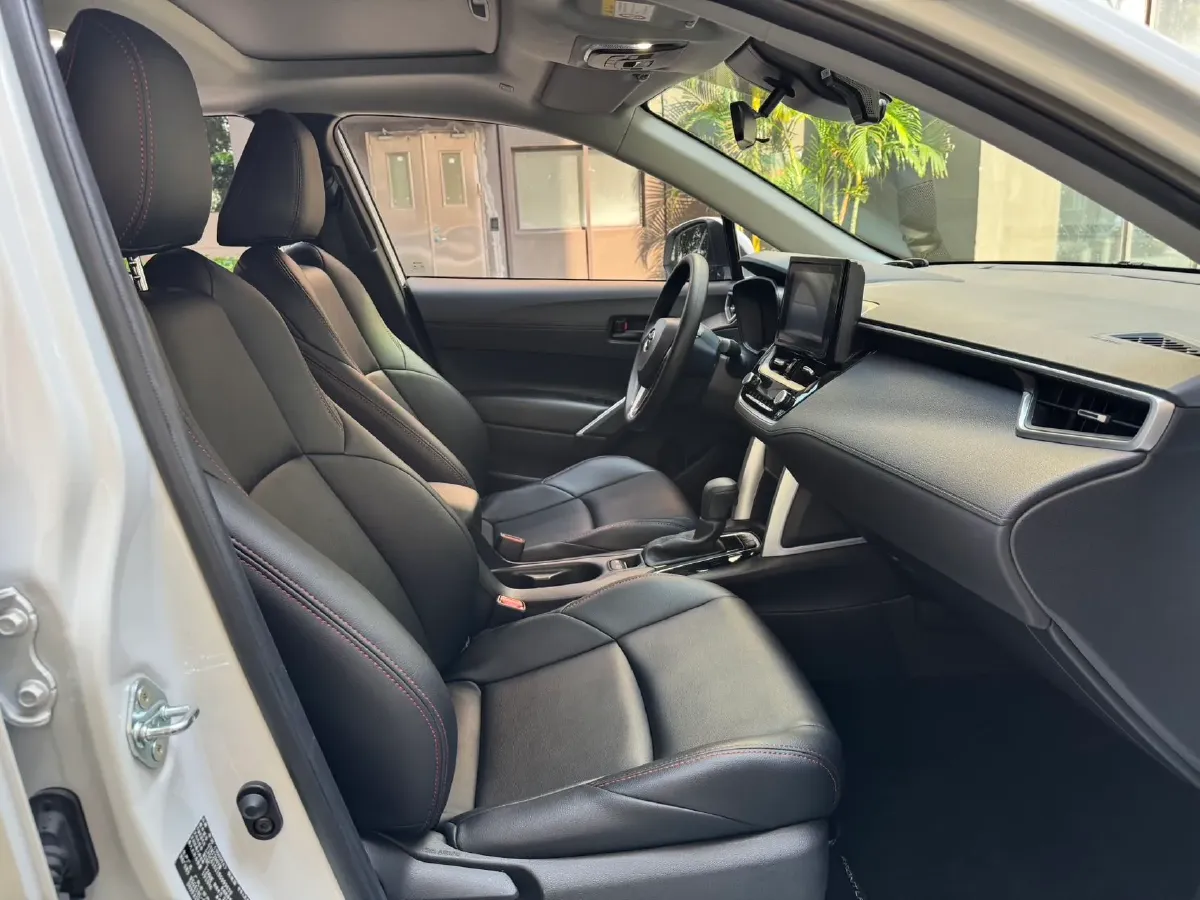 2022 Toyota Frontlander 2.0L 171HP L4 CVT,autocango,china used car exporter,china ev exporter,chinese used car exporter,chinese used ev exporter