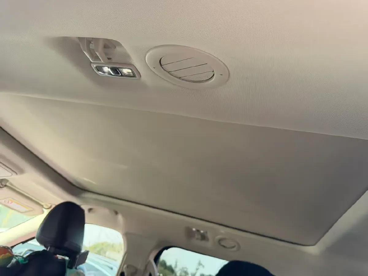 2023 Ford Explorer 2.3T 276HP L4 10AT,autocango,china used car exporter,china ev exporter,chinese used car exporter,chinese used ev exporter