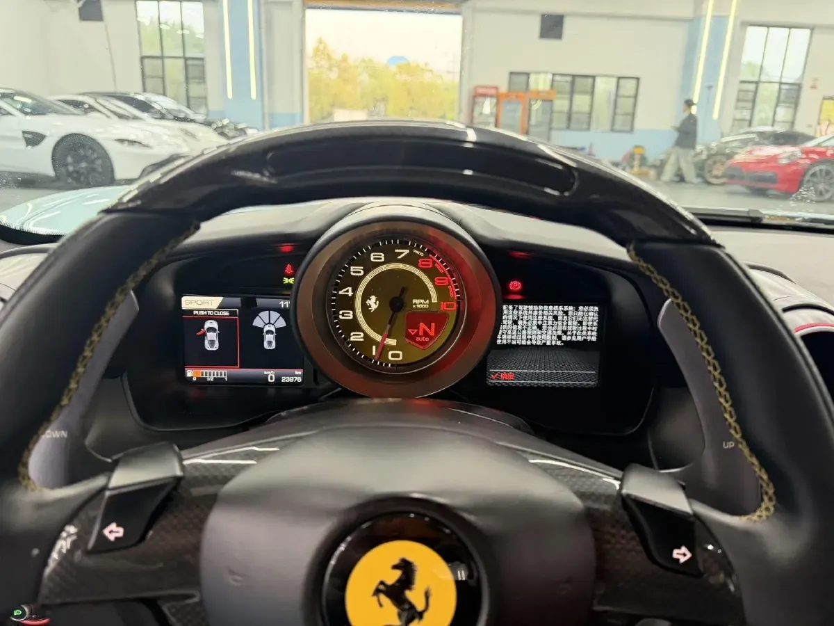 2019 Aston Martin DB11 5.2T 639HP V12 8AT,autocango,china used car exporter,china ev exporter,chinese used car exporter,chinese used ev exporter