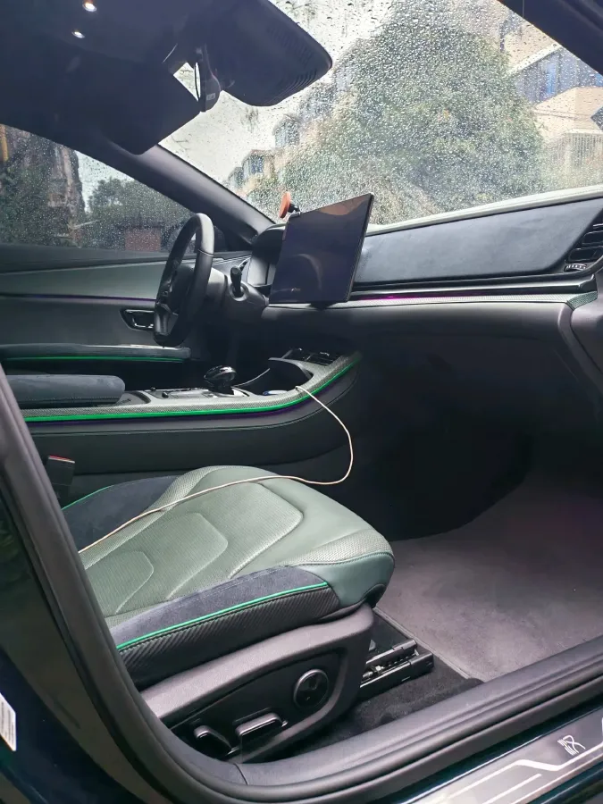 2022 Toyota Highlander 2.5L 192HP L4 E-CVT Hybrid,autocango,china used car exporter,china ev exporter,chinese used car exporter,chinese used ev exporter