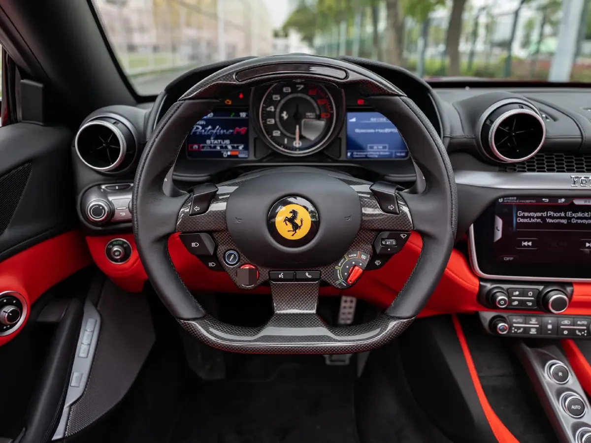 2021 Ferrari Portofino 3.9T 620HP V8 8DCT,autocango,china used car exporter,china ev exporter,chinese used car exporter,chinese used ev exporter