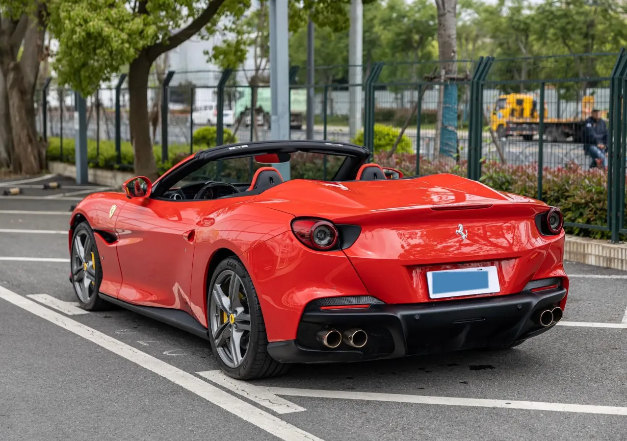 2021 Ferrari Portofino 3.9T 620HP V8 8DCT,autocango,china used car exporter,china ev exporter,chinese used car exporter,chinese used ev exporter