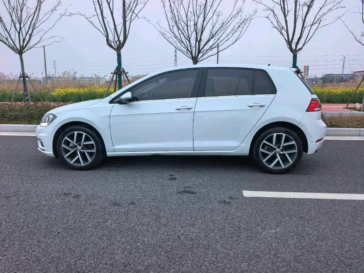 2020 Volkswagen Golf 1.4T 150HP L4 7DCT,autocango,china used car exporter,china ev exporter,chinese used car exporter,chinese used ev exporter