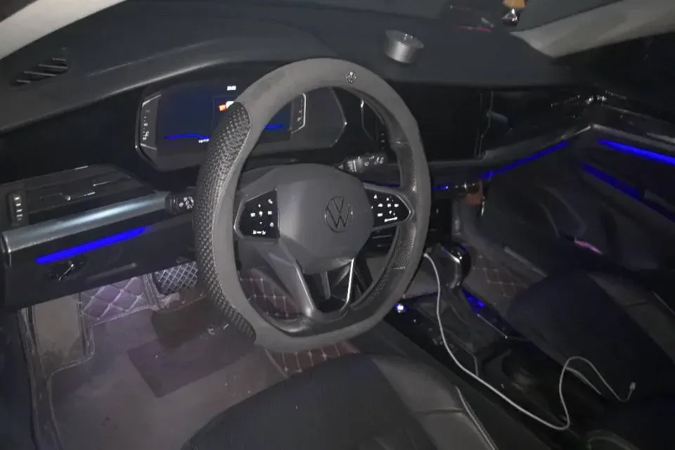 2022 Xpeng P7 BEV 60.2KWH,autocango,china used car exporter,china ev exporter,chinese used car exporter,chinese used ev exporter