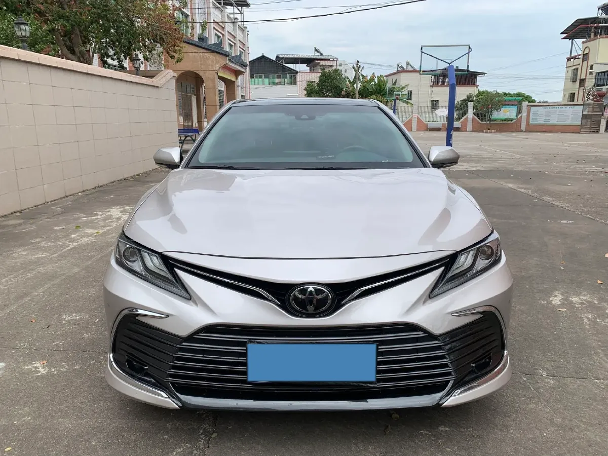2021 Toyota Camry 2.5L 209HP L4 8AT,autocango,china used car exporter,china ev exporter,chinese used car exporter,chinese used ev exporter