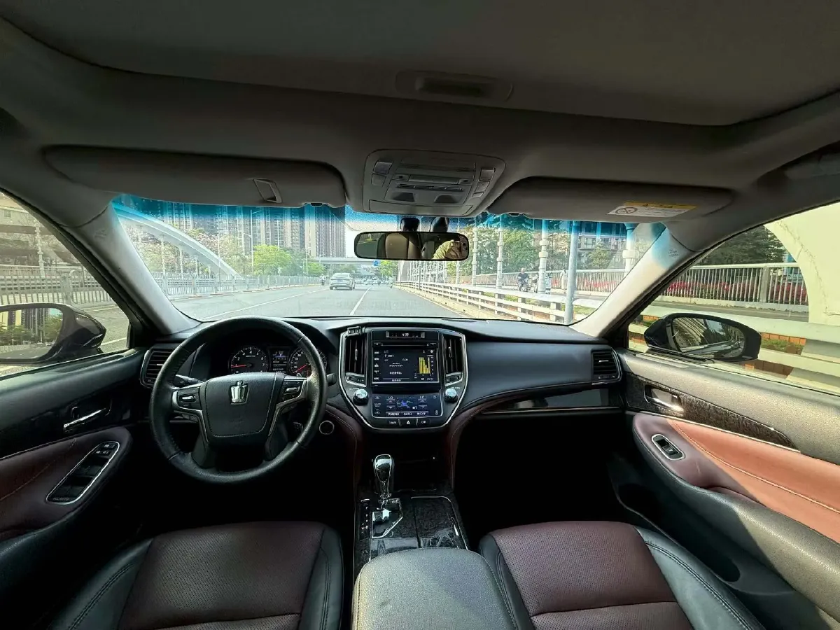 2018 Toyota Highlander 2.0T 220HP L4 6AT,autocango,china used car exporter,china ev exporter,chinese used car exporter,chinese used ev exporter