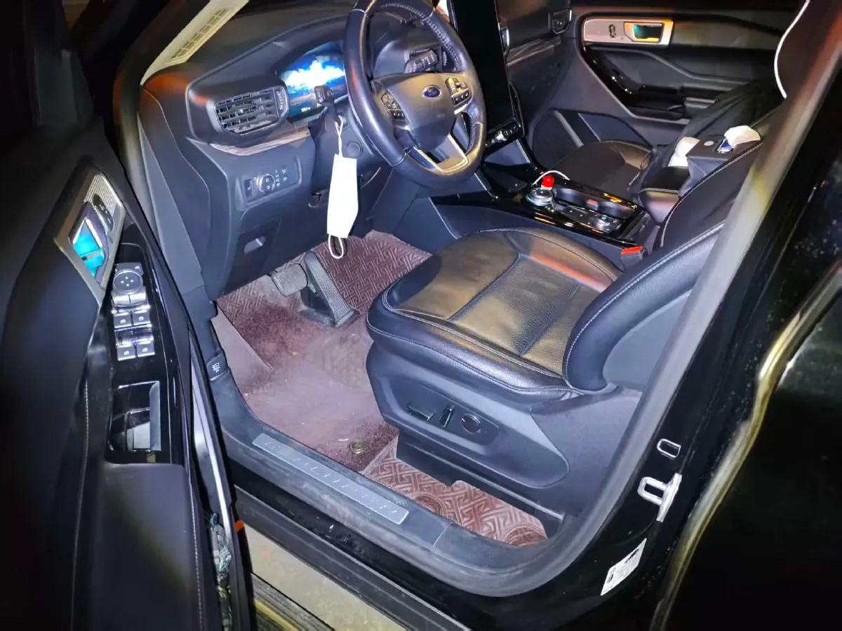 2020 Ford Explorer 2.3T 276HP L4 10AT,autocango,china used car exporter,china ev exporter,chinese used car exporter,chinese used ev exporter