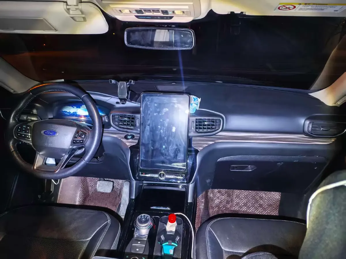 2020 Ford Explorer 2.3T 276HP L4 10AT,autocango,china used car exporter,china ev exporter,chinese used car exporter,chinese used ev exporter