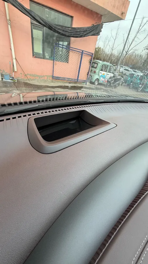 2024 Denza D9 1.5T 139HP L4 E-CVT PHEV 40KWH,autocango,china used car exporter,china ev exporter,chinese used car exporter,chinese used ev exporter