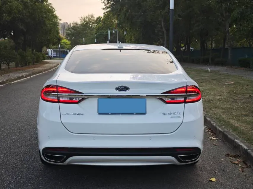 2017 Ford Mondeo 1.5T 181HP L4 6AT,autocango,china used car exporter,china ev exporter,chinese used car exporter,chinese used ev exporter