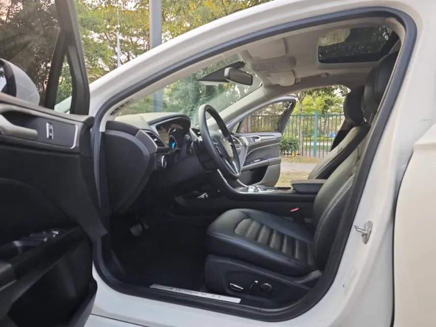 2017 Ford Mondeo 1.5T 181HP L4 6AT,autocango,china used car exporter,china ev exporter,chinese used car exporter,chinese used ev exporter