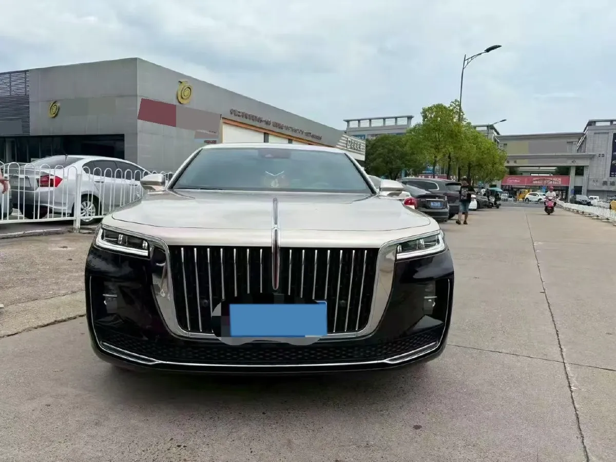 2020 HongQi H9 2.0T 252HP L4 7DCT,autocango,china used car exporter,china ev exporter,chinese used car exporter,chinese used ev exporter