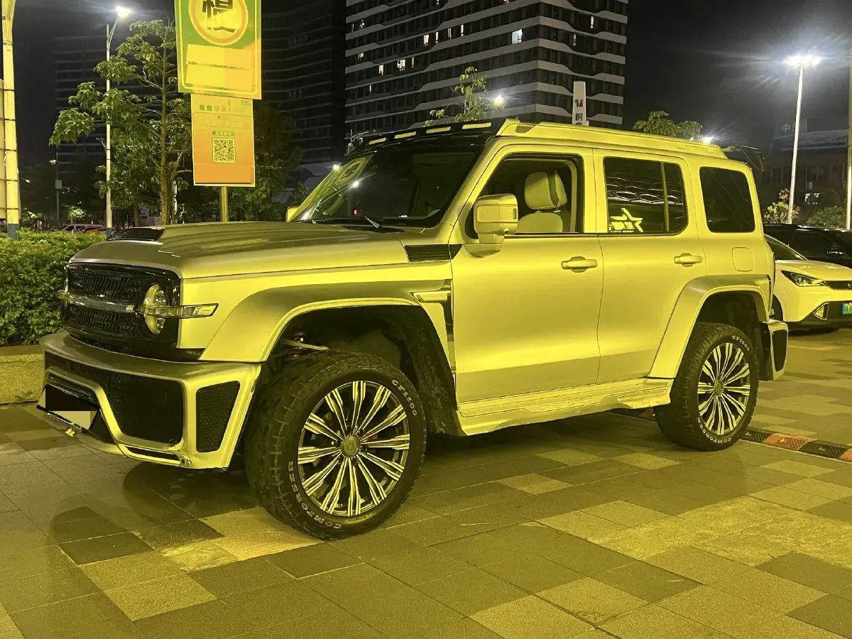 2021 Cyberspace 300 2.0T 227HP L4 8AT,autocango,china used car exporter,china ev exporter,chinese used car exporter,chinese used ev exporter