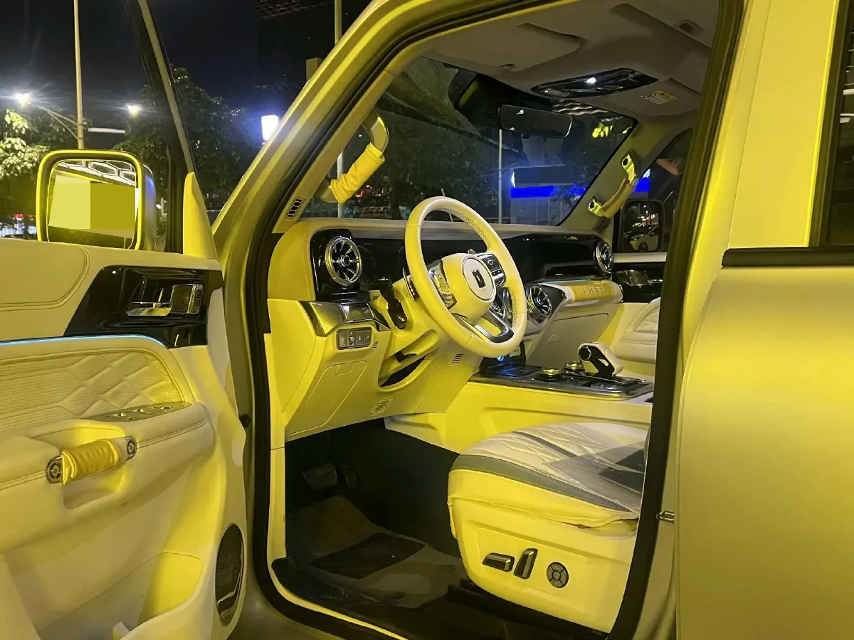 2021 Cyberspace 300 2.0T 227HP L4 8AT,autocango,china used car exporter,china ev exporter,chinese used car exporter,chinese used ev exporter