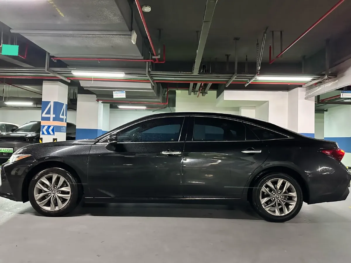 2019 Toyota Avalon 2.0L 178HP L4 CVT,autocango,china used car exporter,china ev exporter,chinese used car exporter,chinese used ev exporter