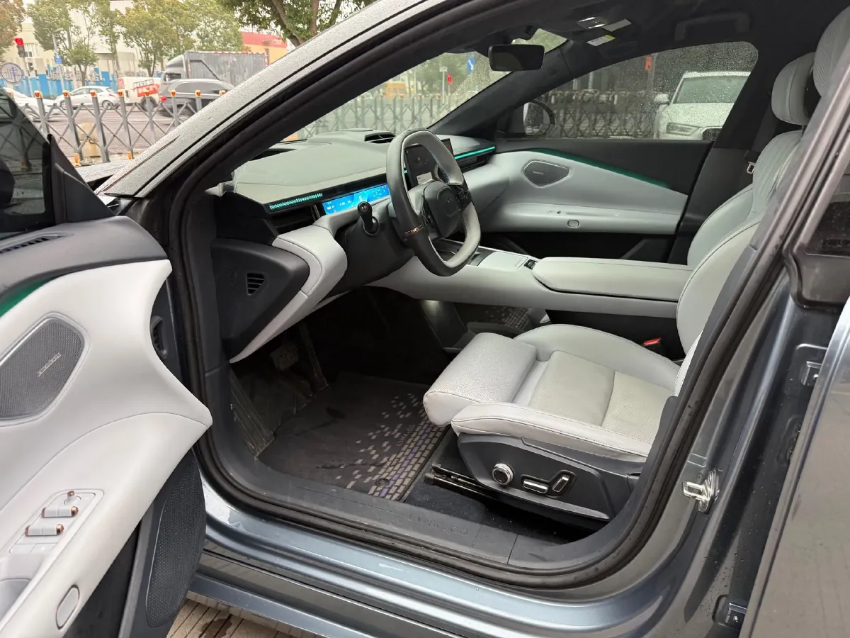 2024 Luxeed S7 BEV 100KWH,autocango,china used car exporter,china ev exporter,chinese used car exporter,chinese used ev exporter