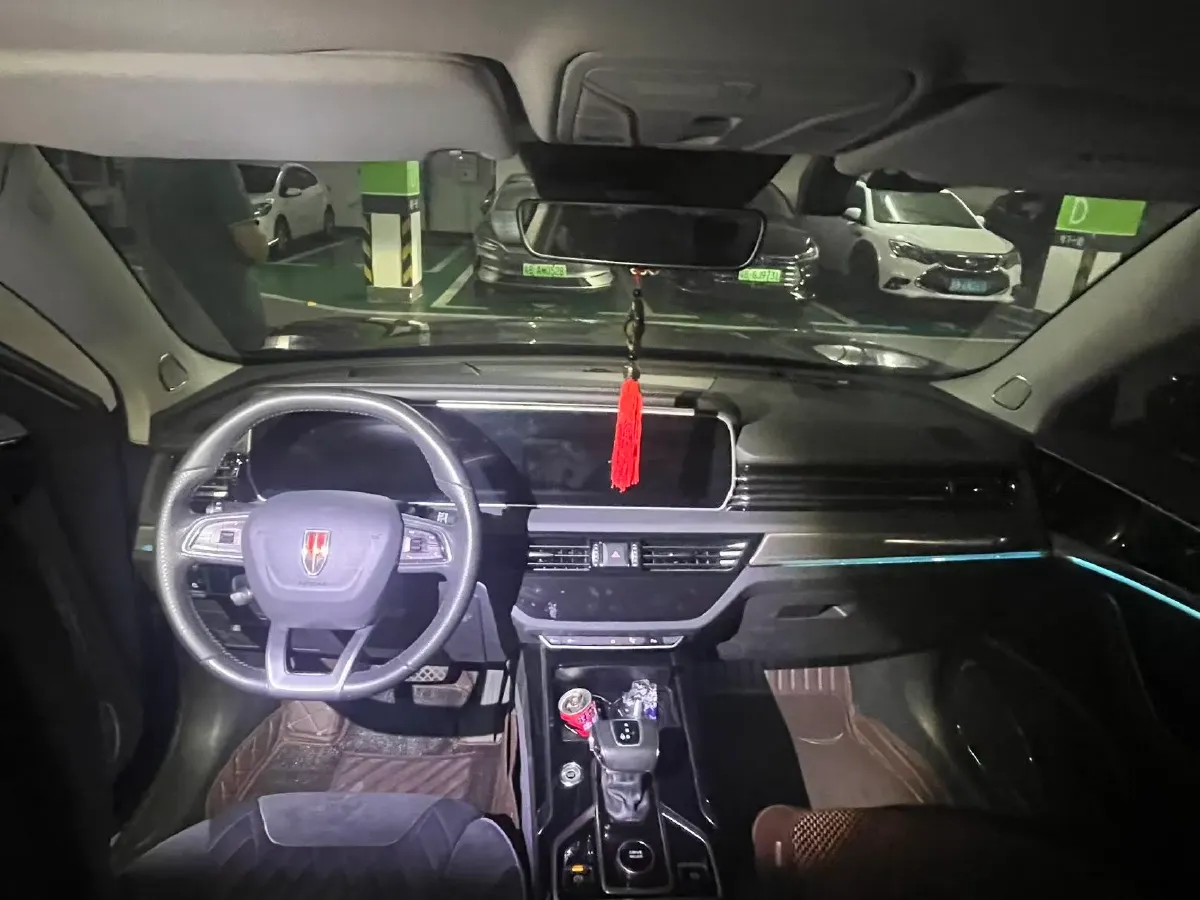 2022 HongQi HS5 2.0T 224HP L4 6AT,autocango,china used car exporter,china ev exporter,chinese used car exporter,chinese used ev exporter