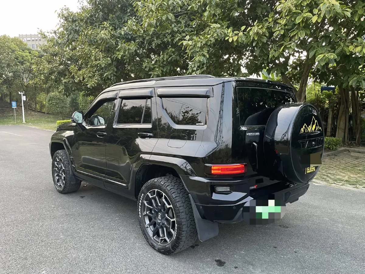 2024 Tank 700 3.0T 360HP V6 9AT PHEV 37.1KWH,autocango,china used car exporter,china ev exporter,chinese used car exporter,chinese used ev exporter