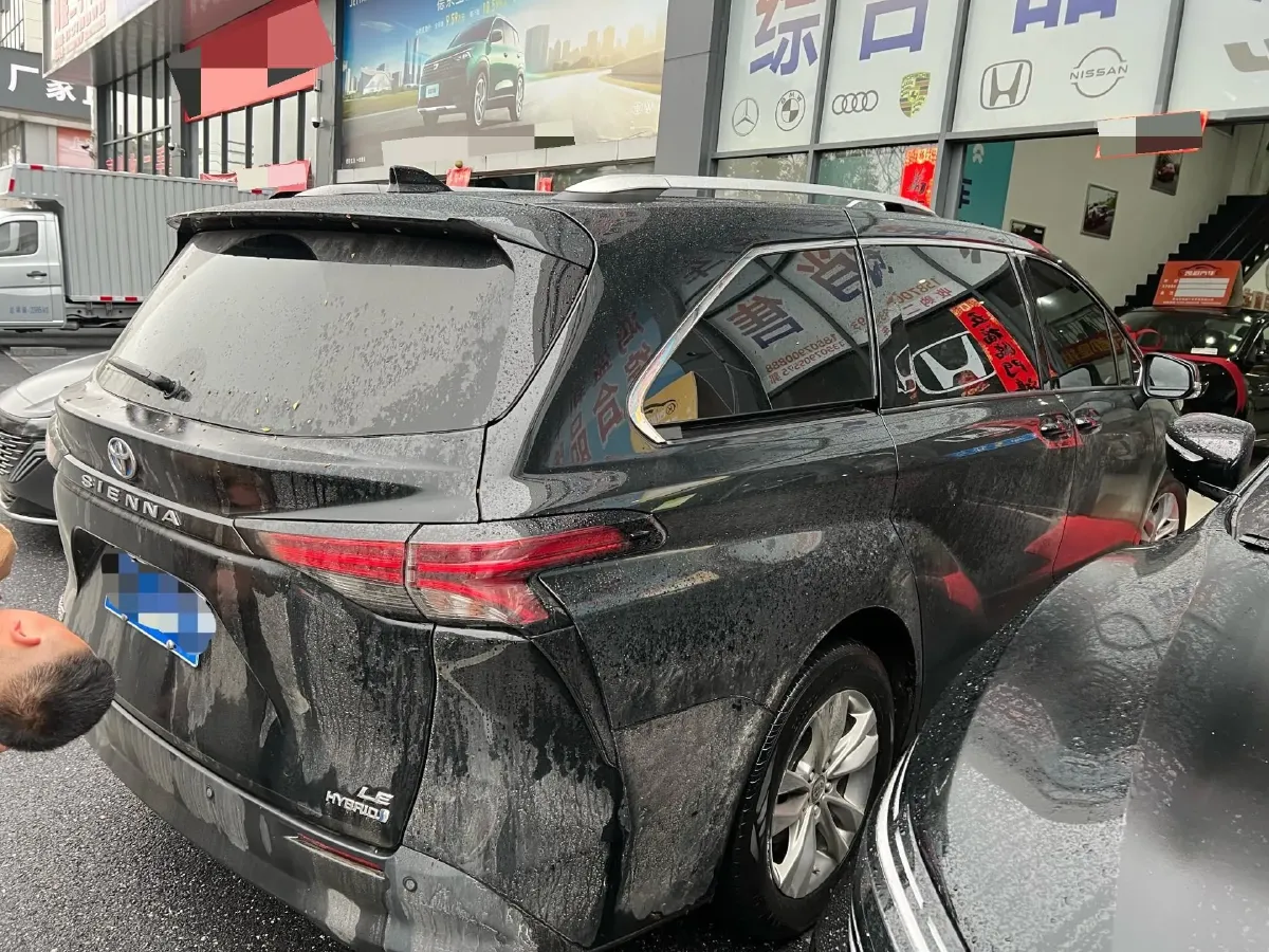 2023 Toyota Sienna 2.5L 189HP L4 E-CVT Hybrid,autocango,china used car exporter,china ev exporter,chinese used car exporter,chinese used ev exporter