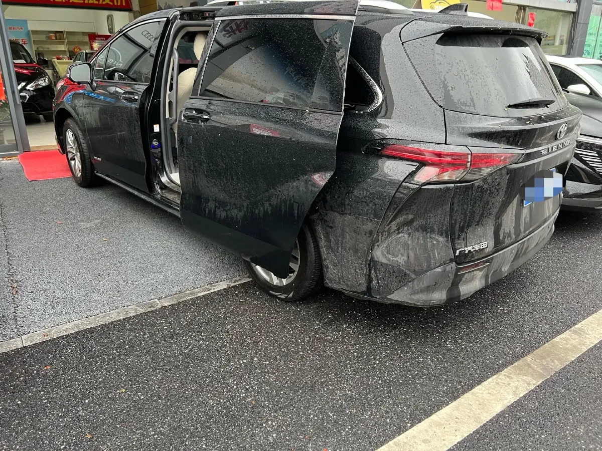 2023 Toyota Sienna 2.5L 189HP L4 E-CVT Hybrid,autocango,china used car exporter,china ev exporter,chinese used car exporter,chinese used ev exporter