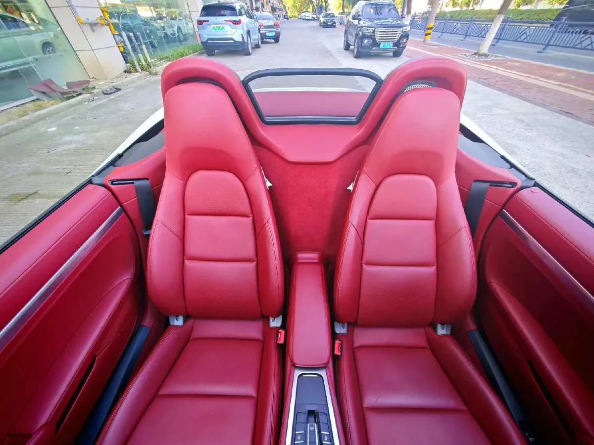 2020 Porsche 718 2.0T 250HP H4 7DCT,autocango,china used car exporter,china ev exporter,chinese used car exporter,chinese used ev exporter