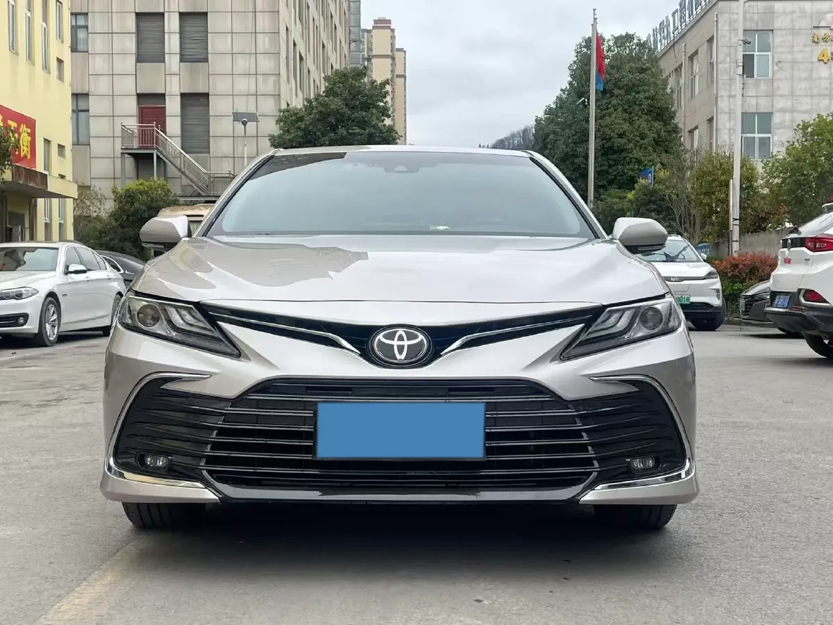 2023 Toyota Camry 2.0L 177HP L4 CVT,autocango,china used car exporter,china ev exporter,chinese used car exporter,chinese used ev exporter