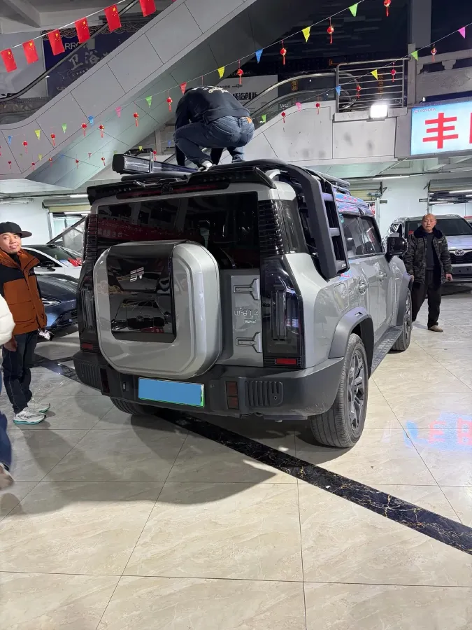 2024 Jetour ShanHai TravellerC-DM 1.5T 156HP L4 3DHT PHEV 43.24KWH,autocango,china used car exporter,china ev exporter,chinese used car exporter,chinese used ev exporter