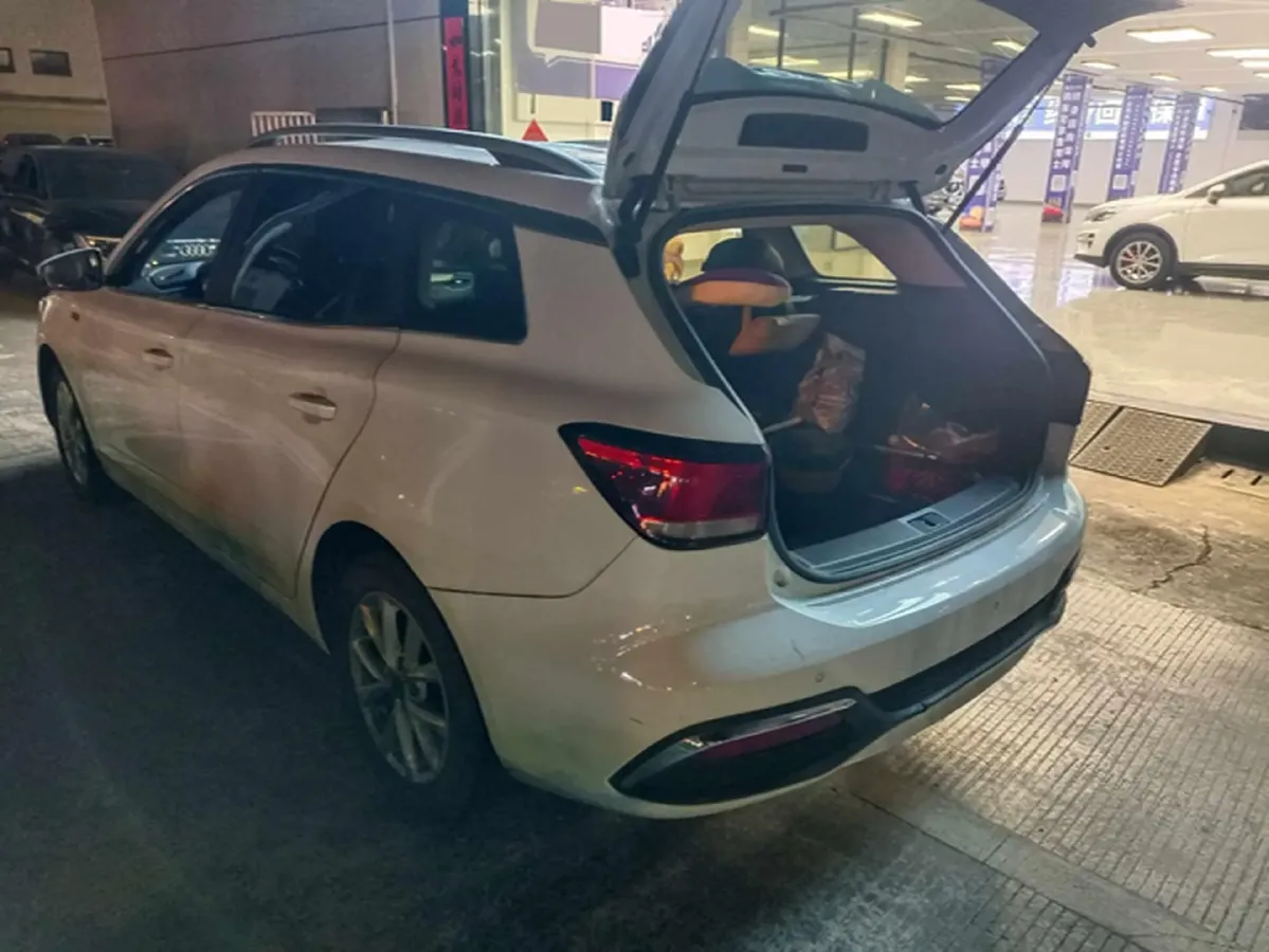 2018 Roewe Ei5 BEV 35KWH,autocango,china used car exporter,china ev exporter,chinese used car exporter,chinese used ev exporter