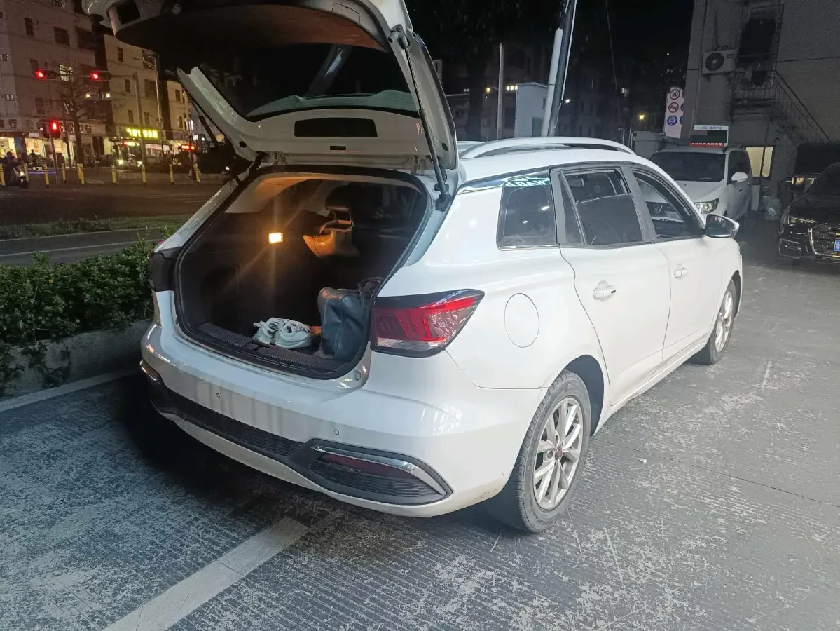 2018 Roewe Ei5 BEV 35KWH,autocango,china used car exporter,china ev exporter,chinese used car exporter,chinese used ev exporter