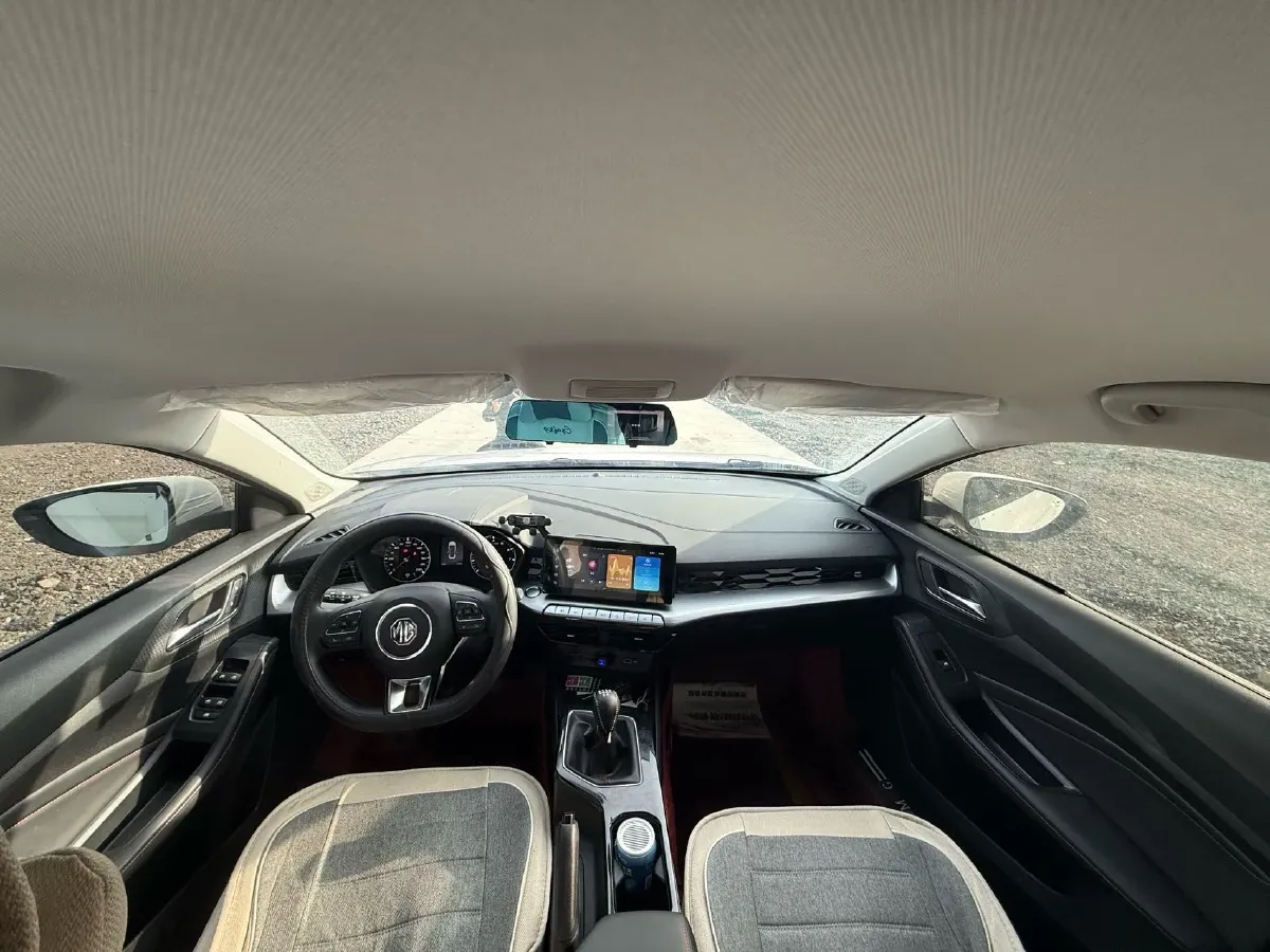 2023 MG 5 1.5L 129HP L4 5MT,autocango,china used car exporter,china ev exporter,chinese used car exporter,chinese used ev exporter