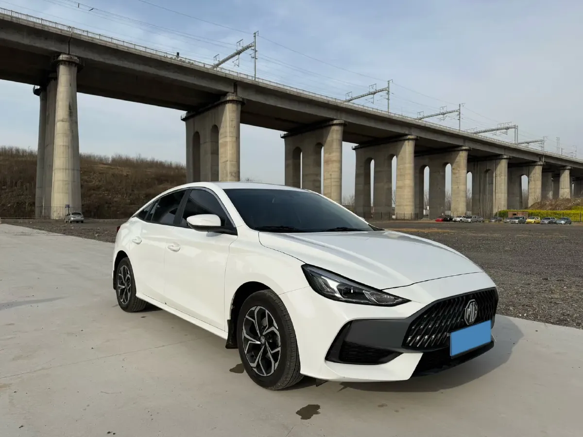 2023 MG 5 1.5L 129HP L4 5MT,autocango,china used car exporter,china ev exporter,chinese used car exporter,chinese used ev exporter