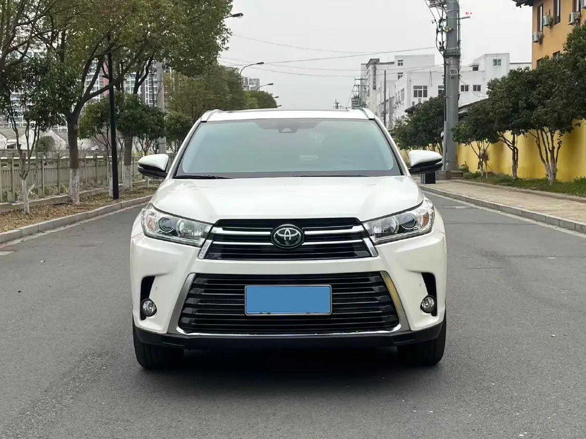 2018 Jeep Grand Commander 2.0T 265HP L4 9AT,autocango,china used car exporter,china ev exporter,chinese used car exporter,chinese used ev exporter