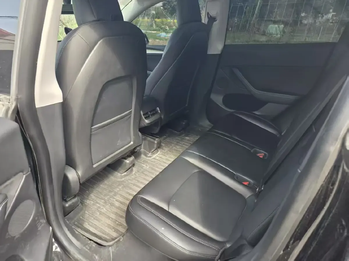 2022 Tesla Model Y BEV 60KWH,autocango,china used car exporter,china ev exporter,chinese used car exporter,chinese used ev exporter