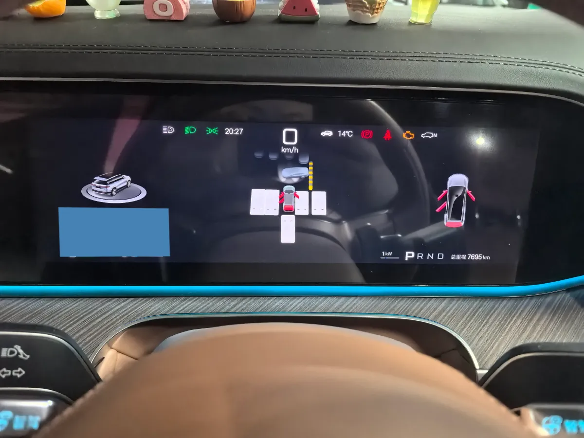 2026 Denza DenzaN9 2.0T 207HP L4 E-CVT PHEV,autocango,china used car exporter,china ev exporter,chinese used car exporter,chinese used ev exporter