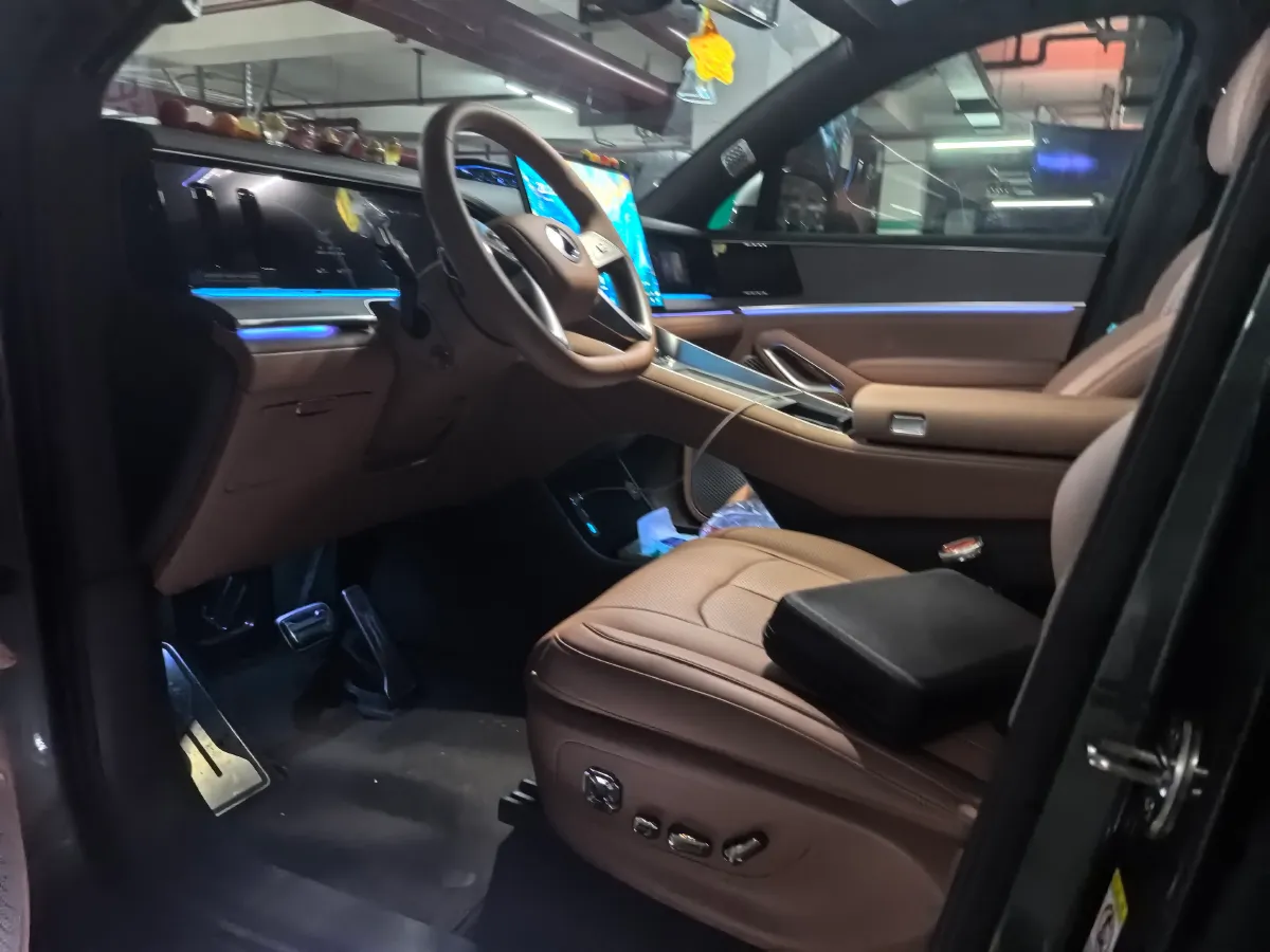 2026 Denza DenzaN9 2.0T 207HP L4 E-CVT PHEV,autocango,china used car exporter,china ev exporter,chinese used car exporter,chinese used ev exporter