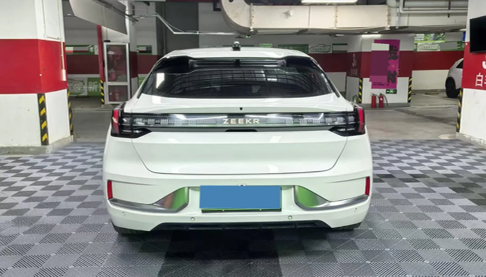 2022 Zeekr 001 BEV 100KWH,autocango,china used car exporter,china ev exporter,chinese used car exporter,chinese used ev exporter