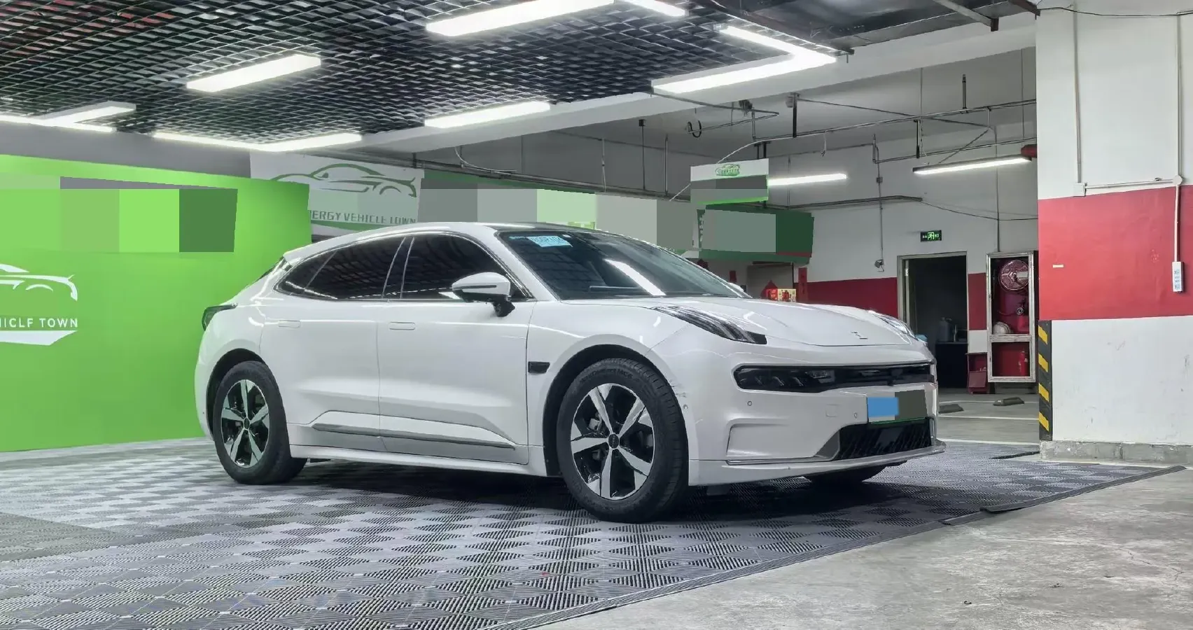 2022 Zeekr 001 BEV 100KWH,autocango,china used car exporter,china ev exporter,chinese used car exporter,chinese used ev exporter