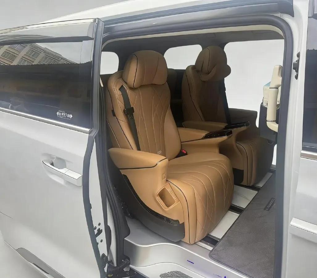 2024 Denza D9 1.5T 139HP L4 E-CVT PHEV 40KWH,autocango,china used car exporter,china ev exporter,chinese used car exporter,chinese used ev exporter