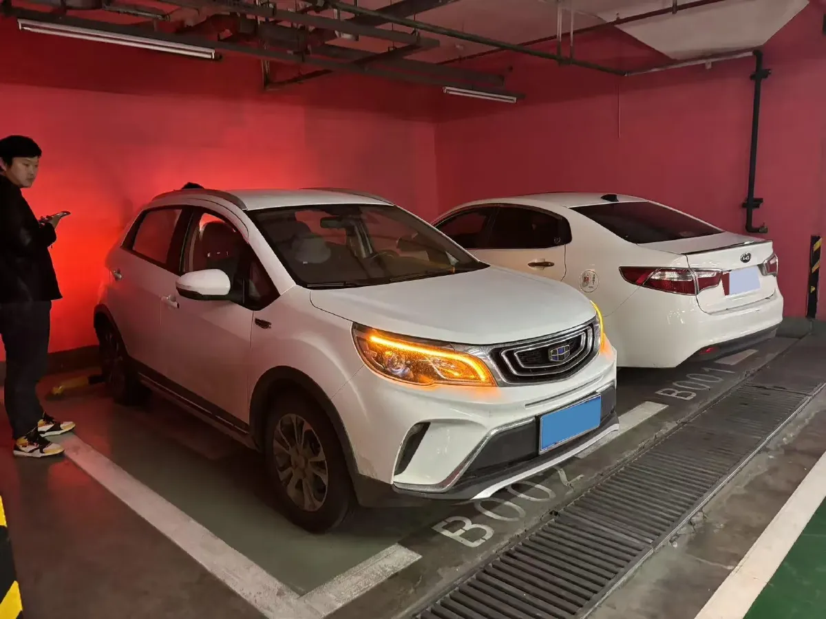 2017 Geely Vision X3 1.5L 102HP L4 5MT,autocango,china used car exporter,china ev exporter,chinese used car exporter,chinese used ev exporter