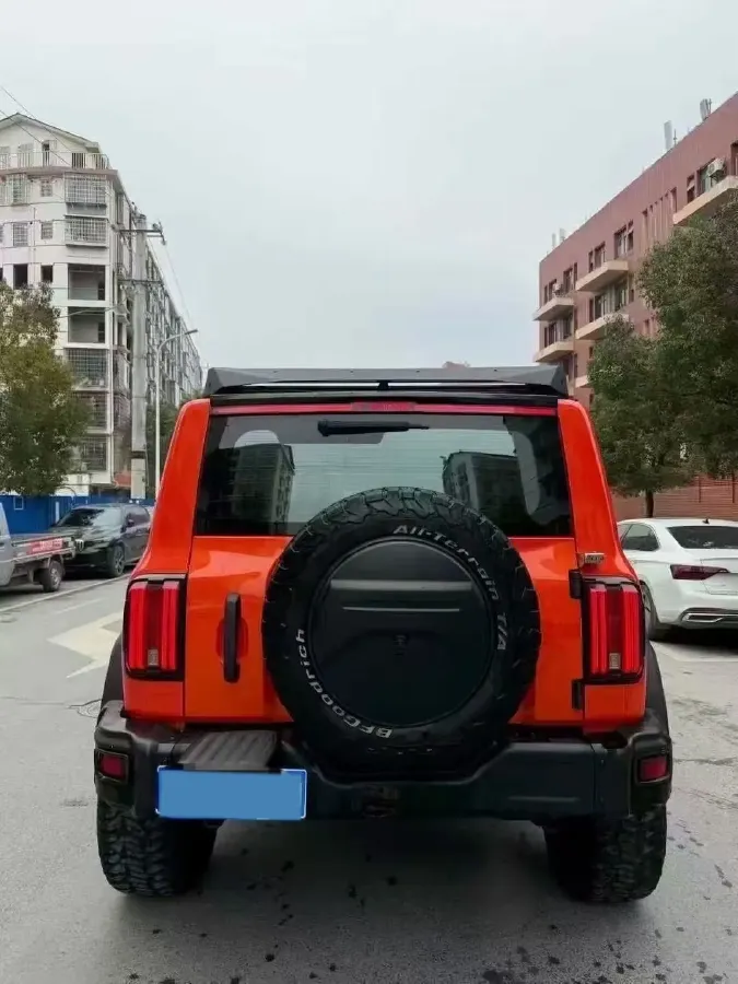 2021 Tank 300 2.0T 227HP L4 8AT,autocango,china used car exporter,china ev exporter,chinese used car exporter,chinese used ev exporter